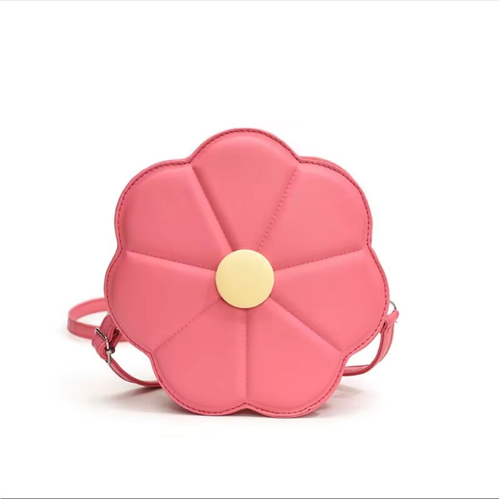 Pink Flower-Shaped Crossbody Bag